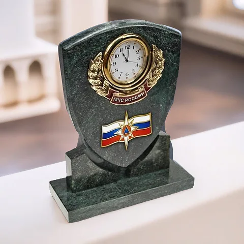 На память: Часы «Щит МЧС России»