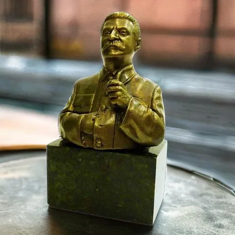 Бюст «Сталин И.В.» из бронзы — красивый подарок