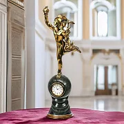 Часы с Гермесом — красивый подарок — фотография 1
