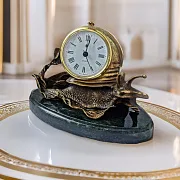 Настольные часы «Улитка» из бронзы — красивый подарок — фотография 1
