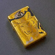 Сувенирная зажигалка Zippo "Вожак" в подарок — фотография 2