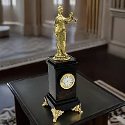 Часы «Фемида» из офиокальцита и долерита, 275 мм — необычный подарок — фотография 1