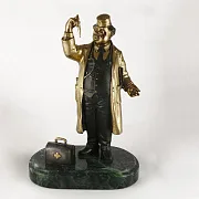Бронзовая статуэтка «Доктор» на змеевике в подарок — фотография 2