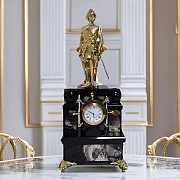 На память: Каминные часы «Пётр I» из яшмы и долерита — фотография 1