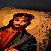Икона под старину "Христос Вседержитель" — оригинальный подарок — фотография 6