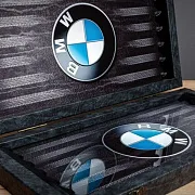 Нарды под стеклом «BMW» — оригинальный подарок — фотография 7