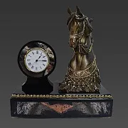 Интерьерные часы «Конь» из долерита и яшмы — необычный подарок — фотография 2